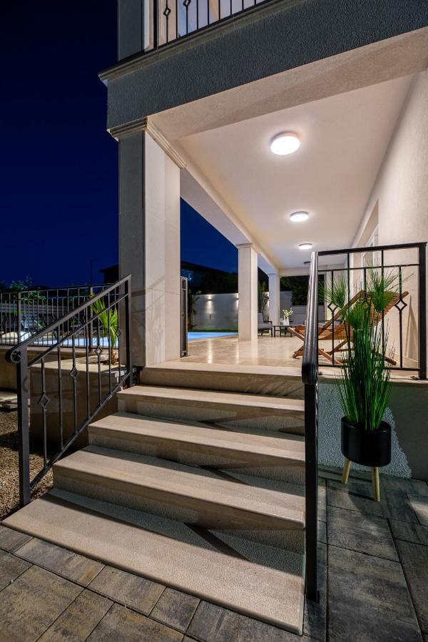 Villa Pafran With Heated Pool Krk Крк Экстерьер фото