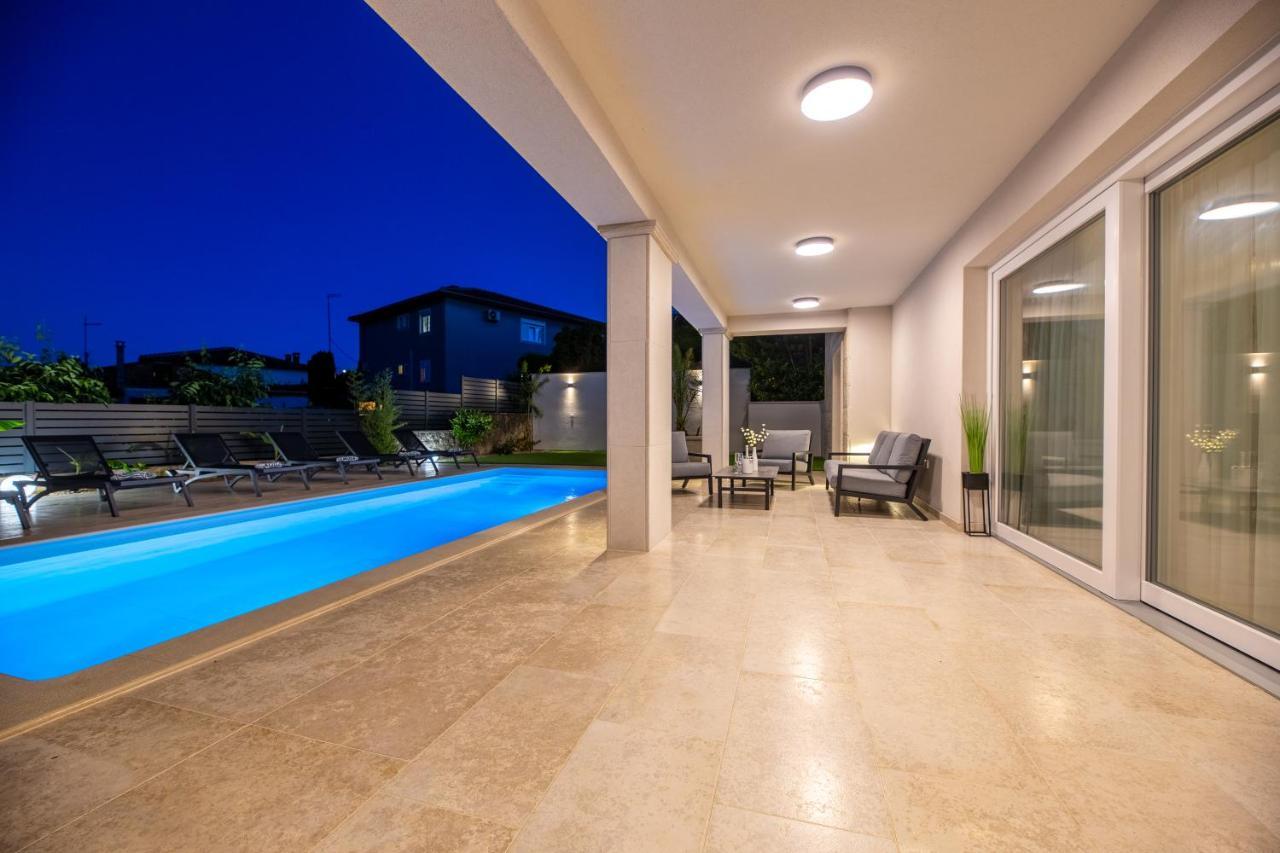 Villa Pafran With Heated Pool Krk Крк Экстерьер фото
